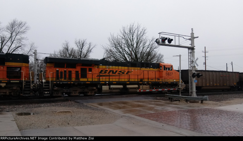 BNSF 5927